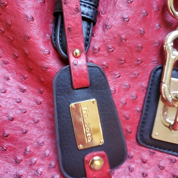 Liz Sotto Ostrich Faux Leather - Picture 9 of 10